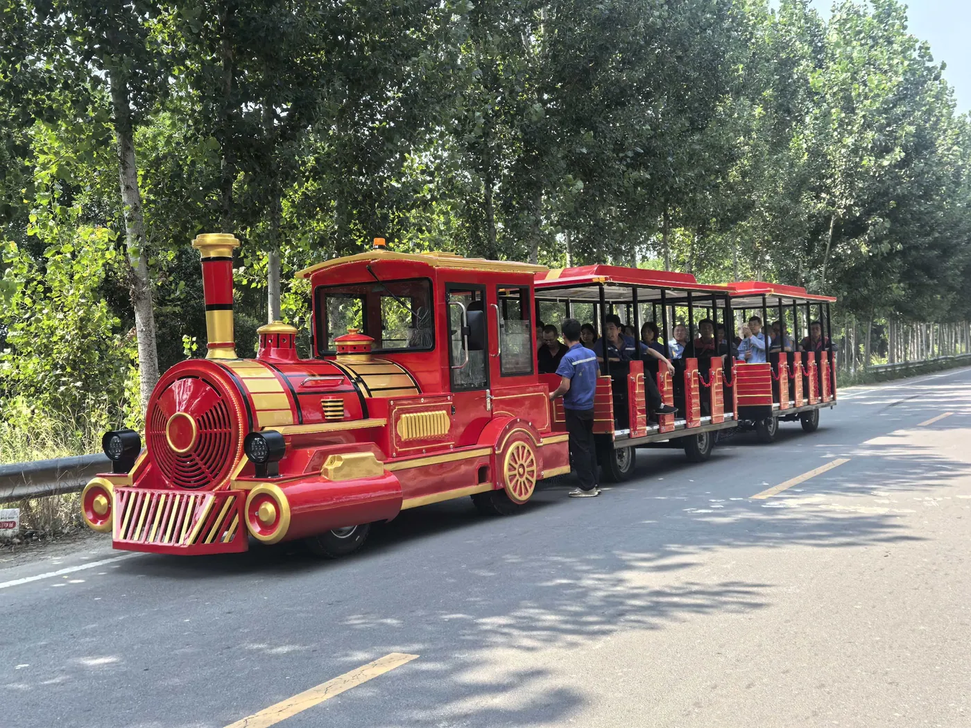 US client factory audit and ride ordering — XL Amusement Ride amusement ride manufacturer (photo 7)