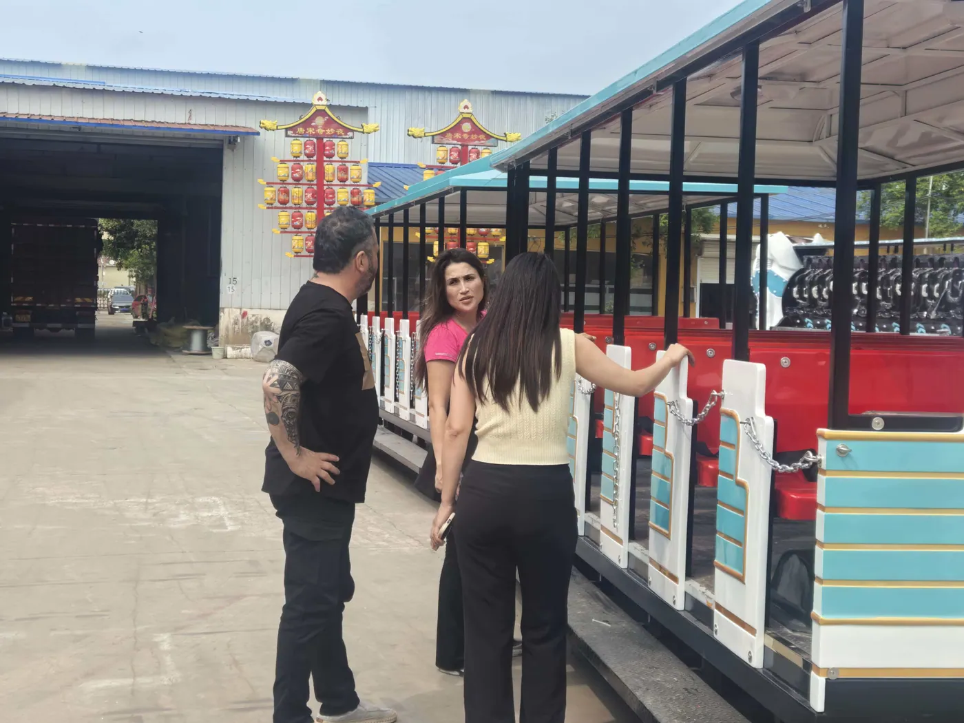 US client factory audit and ride ordering — XL Amusement Ride amusement ride manufacturer (photo 9)
