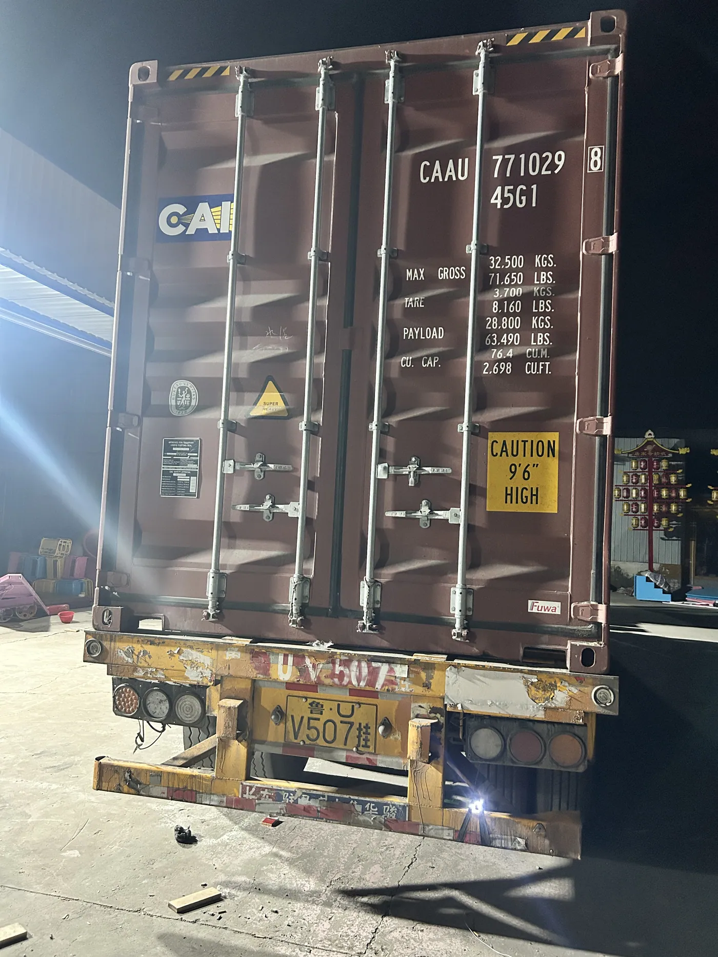 Container loading — amusement rides packed for shipment — XL Amusement Ride amusement ride manufacturer (photo 24)