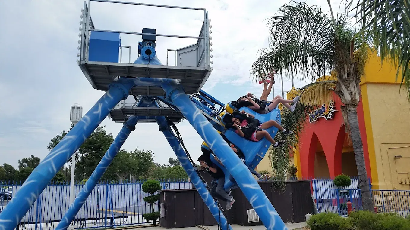 Client site — delivered amusement rides in operation — XL Amusement Ride amusement ride manufacturer (photo 37)