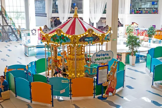 Carousel 4m amusement ride — photo 3 by XL Rides factory