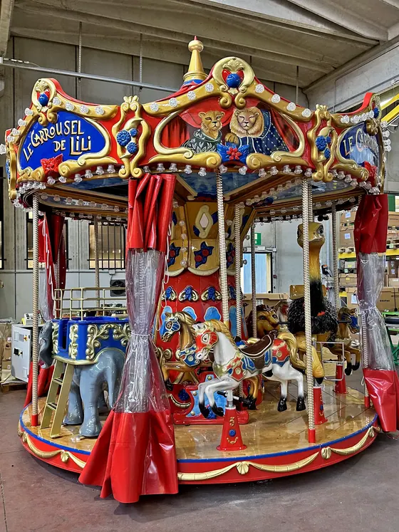 Carousel 4m amusement ride — photo 4 by XL Rides factory