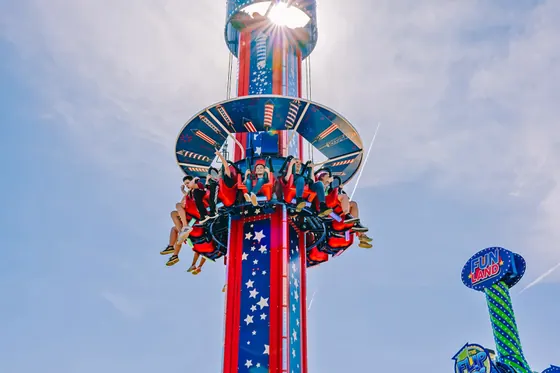 Drop Tower 12 Seats 13.5 m amusement ride — photo 4 by XL Amusement Ride factory