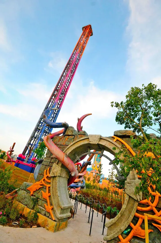 Drop Tower 70m amusement ride — photo 4 by XL Rides factory