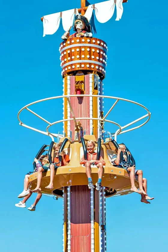 Drop Tower 8 Seats 7-12 m amusement ride for sale — manufactured by XL Rides (Henan Xinlong Amusement Equipment Co., Ltd.)