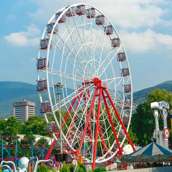 FERRIS WHEEL 40M amusement ride — photo 5 by XL Rides factory