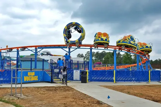 Mixed Spinning Coaster amusement ride — photo 6 by XL Amusement Ride factory