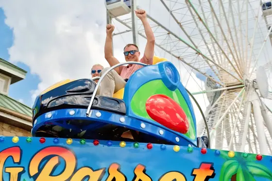 Spinning Coaster 2.0 amusement ride — photo 5 by XL Amusement Ride factory