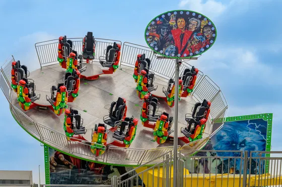 Eclipse 30 amusement ride — photo 4 by XL Rides factory
