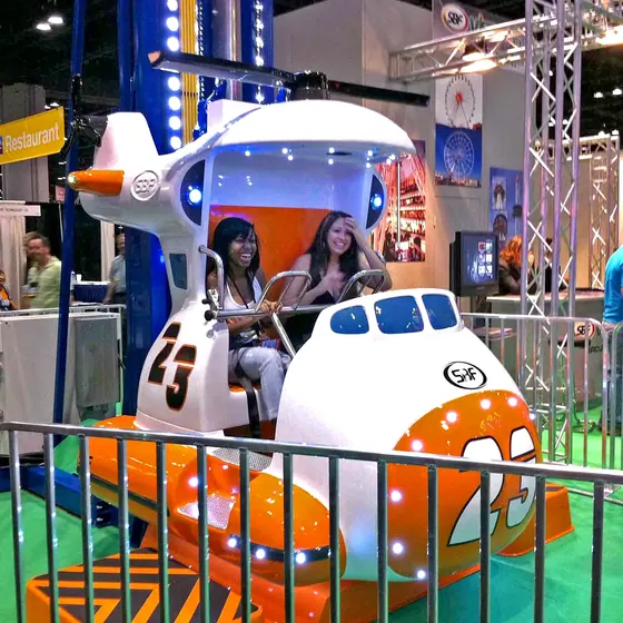 Heli Hopper amusement ride — photo 3 by XL Rides factory