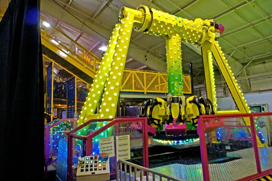 Minidanceparty8-120° amusement ride — photo 3 by XL Amusement Ride factory