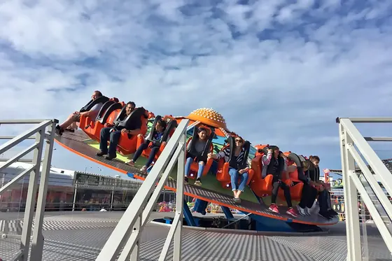 REVERSE TIME 24 amusement ride — photo 6 by XL Rides factory