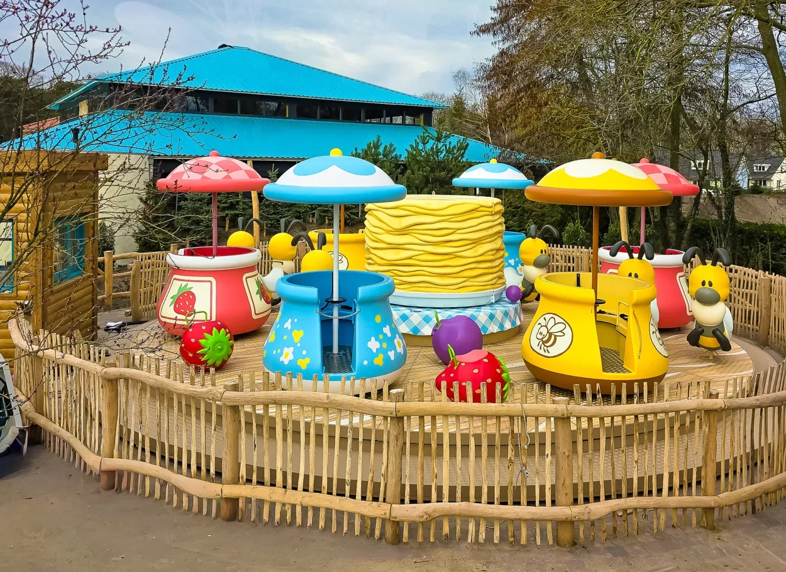 TEA CUPS 10M — Spinning Rides ride for sale from XL Rides amusement ride manufacturer, China