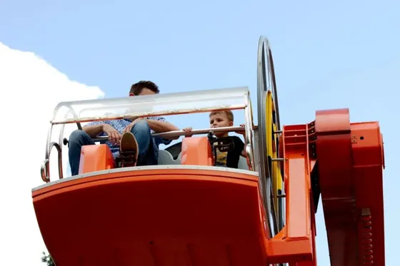 Time Machine amusement ride — photo 4 by XL Amusement Ride factory