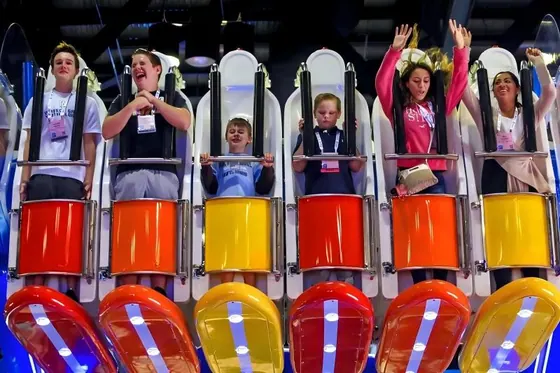Wave rider (STANDING) amusement ride — photo 6 by XL Amusement Ride factory