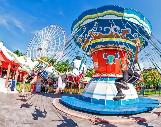 Flying Chair 2 amusement ride — photo 3 by XL Rides factory