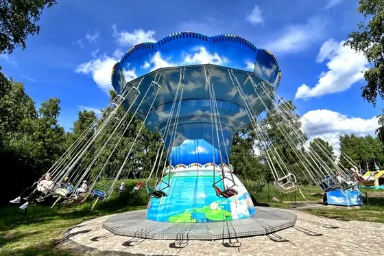 Flying Chair 2 amusement ride — photo 6 by XL Rides factory