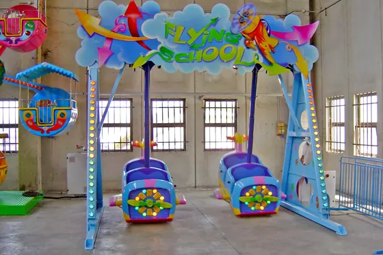 Flying School amusement ride — photo 4 by XL Amusement Ride factory