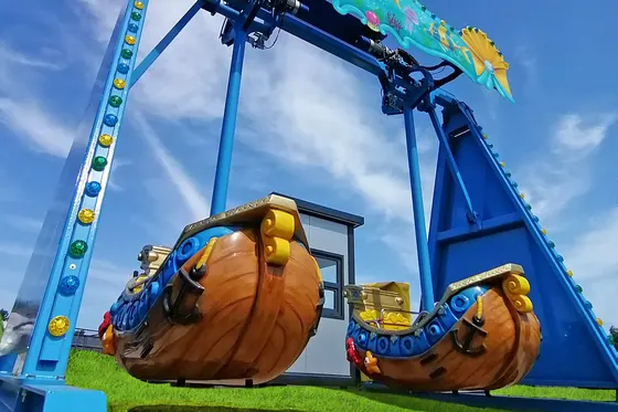 Flying School amusement ride — photo 6 by XL Amusement Ride factory