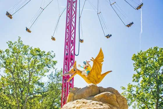 Swing Towers amusement ride — photo 5 by XL Amusement Ride factory