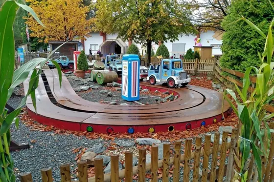Convoy Race amusement ride — photo 4 by XL Amusement Ride factory
