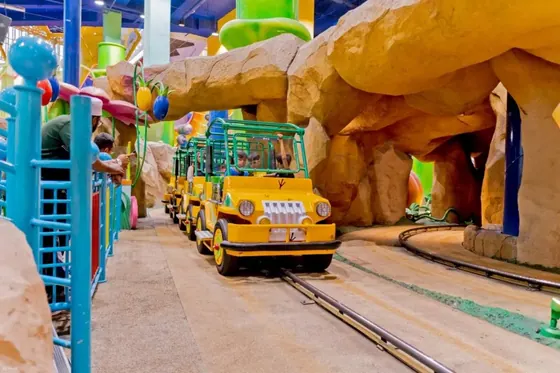 Movable Cars amusement ride — photo 3 by XL Amusement Ride factory
